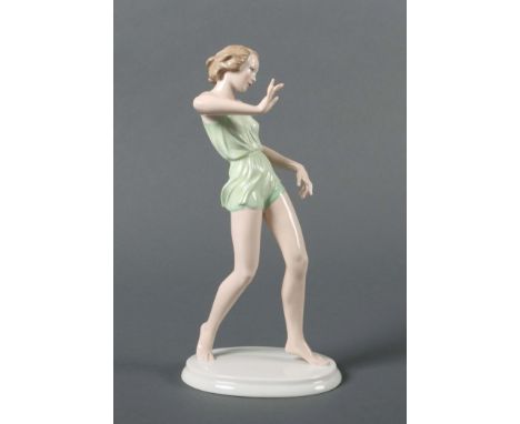 Oppel, GustavVolkstedt 1891 - 1978 Berlin, Porzellanmodelleur, war 1924-36 freier Mitarbeiter der Firma Rosenthal. Figurine "