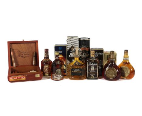11 Flaschen Whisky und 16 Zigarrenbest. aus: 2x Ballantine's very old Scotch Whisky, 12 years old, 43% vol., 0,75 l; 2x Johnn