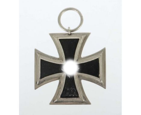 Eisernes Kreuz1939, 2. Klasse, mit Öse und großem Ring, magnetischer Eisenkern geschwärzt, Hoheitszeichen und 1939, ungepunzt