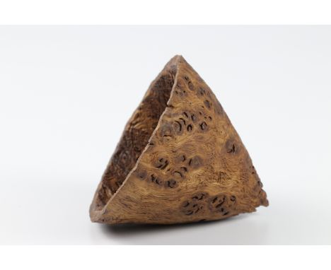 Pascal Oudet (France) burr oak textured cone 8x10cm. Not signed
&nbsp;
I first met Ray in 2006 in Arc et Senans, France, a wo