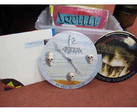 10" Vinyl Releases, over thirty titles by Tanita Tikaram (signed unverified), Lenny Kravitz, Anthrax, Voice of The Beehive, K