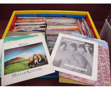 Over Two Hundred and Fifty Singles, to include titles by Pink Floyd, Edgar Winter Group, Isley Brothers, Michael Jackson, Mic
