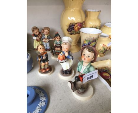 5 Hummel figures 