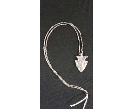 SILVER CHAIN WITH SILVER ARROW HEAD PENDANT (NORTHER AMERICAN)