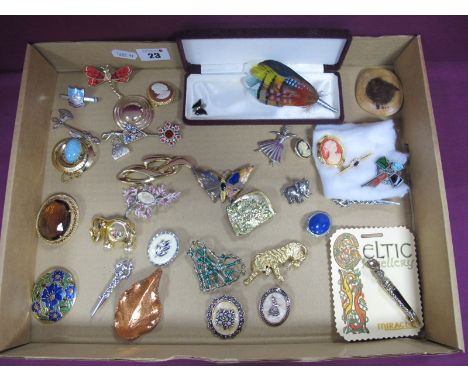 A Collection of Assorted Costume Brooches, including 'London Airport' souvenir bar brooch, butterfly (enamel damages/loss), b