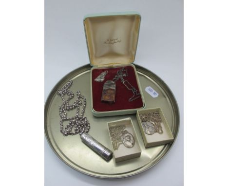A Vintage Hallmarked Silver Cheroot Case, containing a cheroot holder, allover foliate engraved, suspended on a "925" belcher