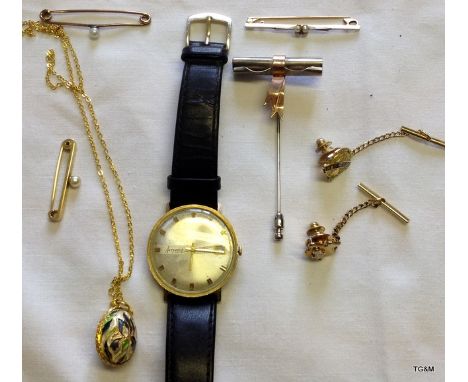 A gents 9ct gold watch various 14ct and 9ct gold tie pins etc