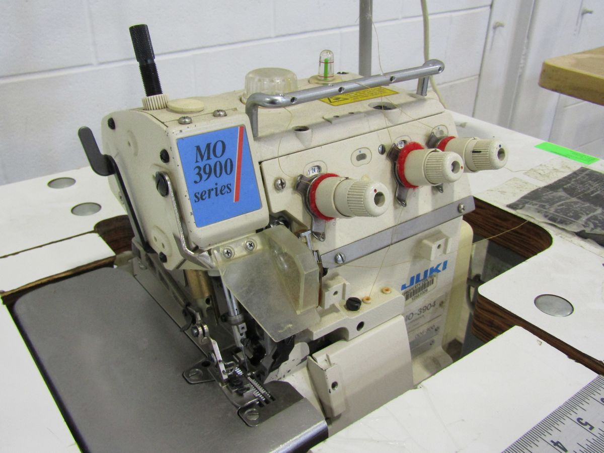 Juki MO-3904 Industrial Sewing Machine MO 3900 Series, OD6-300 Class