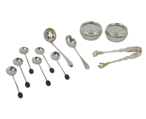 A group of small silver, comprising six Edward VII coffee bean spoons, London 1903, 1.18oz all in, a Victorian silver teaspoo