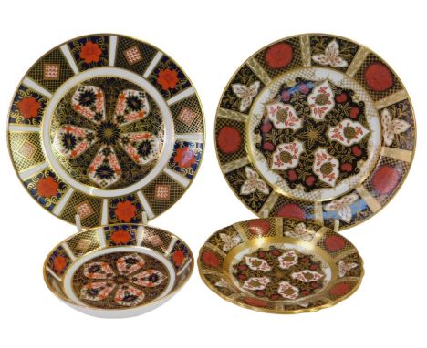 A group of Royal Crown Derby Imari porcelain, comprising a plate 1128, and a trinket dish 1128, 11cm diameter, together with 