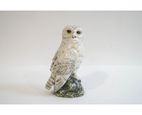 A Royal Doulton Snowy Owl decanter, advertising Whyte & Mackay scotch whisky