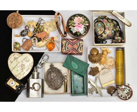 A BOX OF MISCELLANEOUS ITEMS, to include a carved malachite trinket box, two ceramic trinket boxes, a Bakelite and silver mou