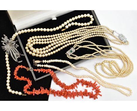 A CORAL BRANCH NECKLACE, A CULTURED PEARL NECKLACE, IMITATION PEARL STRANDS AND A WHITE METAL BROOCH, a graduated coral branc