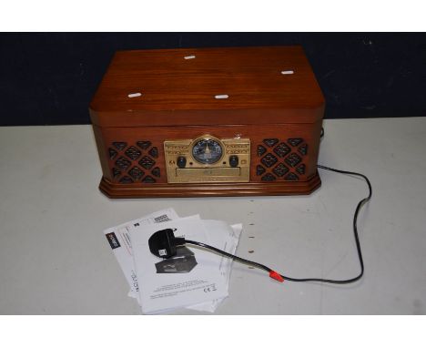 A ZENNOX D3939 RETRO HI-FI with CD, tape, USB ,radio and turntable (PAT pass and fully working)