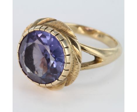 14ct Gold Amethyst Ring size L weight 5.7g 