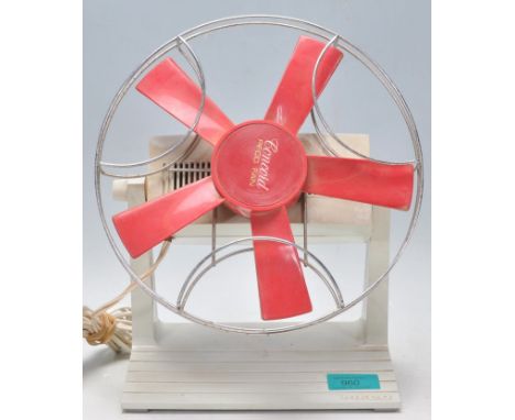 Pifco - Concord - A vintage retro 1970's desk fan having a grey stepped base and red blades. Makers name to centre, with chro