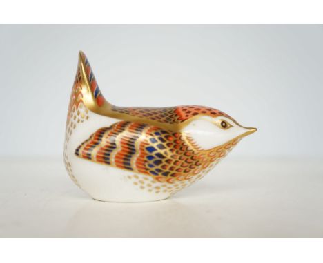 Royal crown derby bird wren (first)