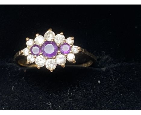 9ct Gold ring set with amethyst &amp; cz stones Size M  