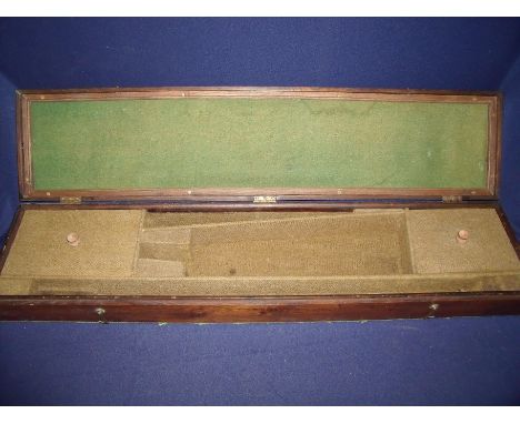 Vintage elm sporting gun case with fitted interior to fit 29inch barrels 