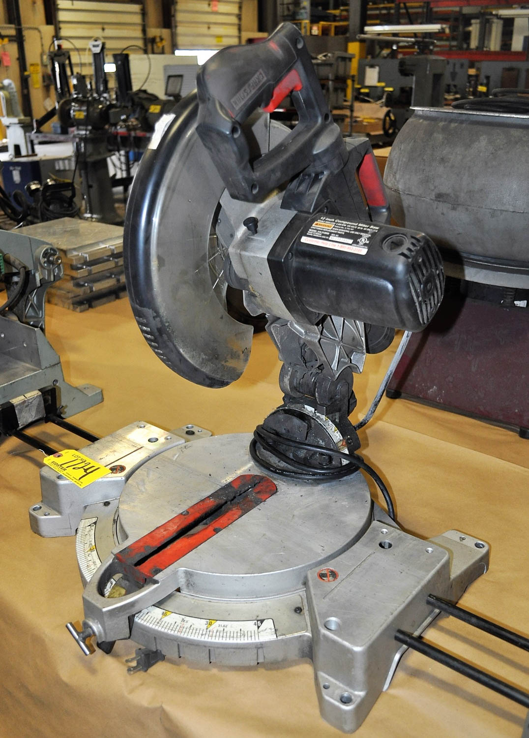 12" CRAFTSMAN COMPOUND MITER SAW