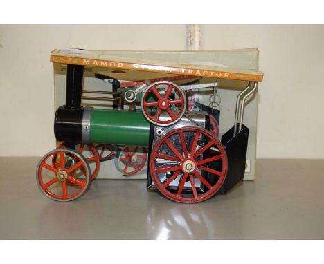 Mamod steam tractor