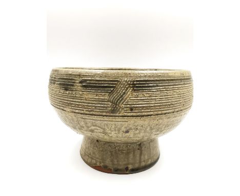 Trevor Corser (1938-2015) for Leach Pottery, a stoneware bowl on a flared foot with a sweeping sgraffito band of decoration w