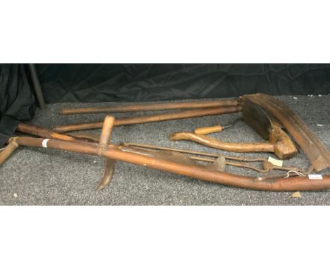 Vintage tools - inc scythe, bill hook, long handle edger etc 