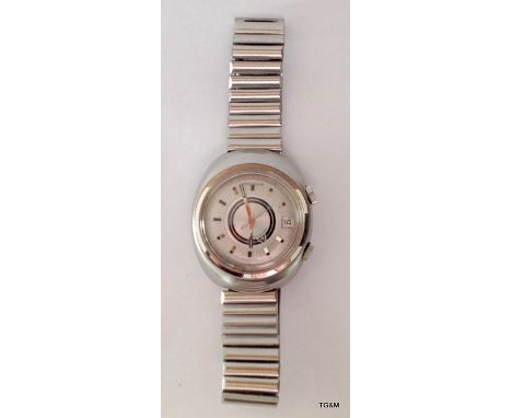 A Jaeger Lecoultre Memovox G.T Wristwatch with original bracelet strap 