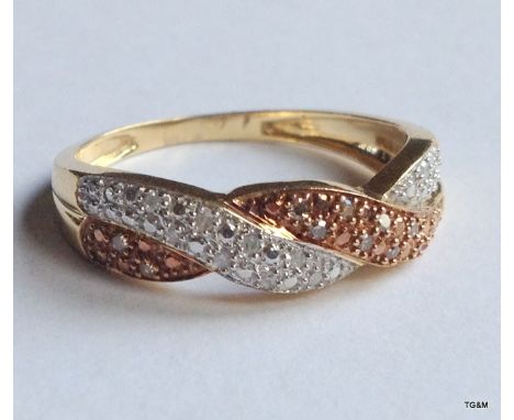 A 14ct 2 stone gold and diamond ring size R