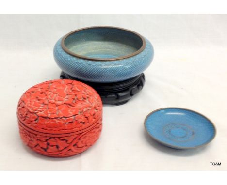 A Chinese Cinibarr lacquer box with 2 pieces of cloisonne enamel