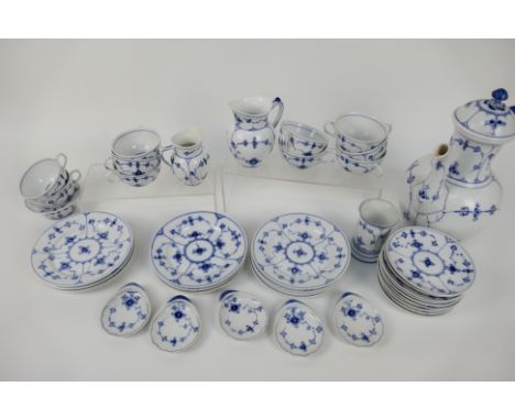 Royal Copenhagen - A 20th century coffee service in the Blue Fluted Plain pattern comprising coffee pot, sugar bowl, cream ju