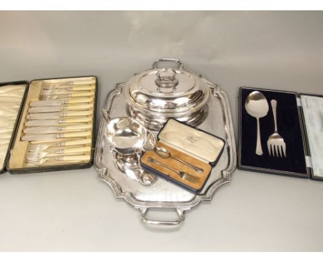Cased silver rat tail fork and spoon set together with a further silver plated twin handled tray, a silver plated entree dish