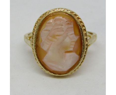 9ct cameo ring depicting a lady in profile, size O, 2.8g