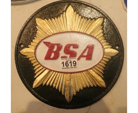 Cast iron green BSA sign, D: 24 cm. P&amp;P Group 1 (£14+VAT for the first lot and £1+VAT for subsequent lots) 