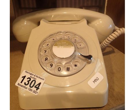 Ivory, GPO746 Retro rotary telephone replica of the 1970s classic, compatible with modern telephone banking and any standard 