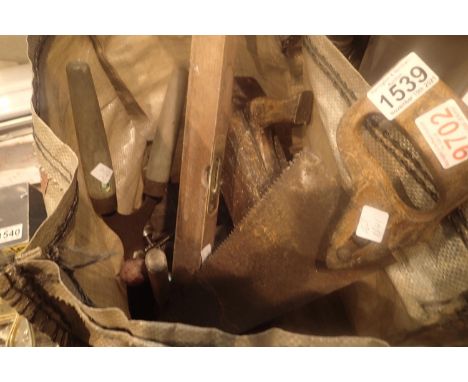 Bag of vintage planes, saws and tools. Not available for in-house P&amp;P, contact Paul O'Hea at Mailboxes on 01925 659133 