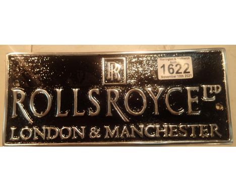 Cast iron Rolls Royce shop wall sign, L: 25 cm. P&amp;P Group 1 (£14+VAT for the first lot and £1+VAT for subsequent lots) 