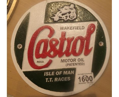 Cast iron Wakefield Castrol Motor Oil sign, D: 23 cm. P&amp;P Group 1 (£14+VAT for the first lot and £1+VAT for subsequent lo