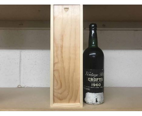 CROFT'S 1960 Vintage port
Oporto, Portugal. No capacity or strength stated, in wooden box. CONDITION REPORT: Fill level very 
