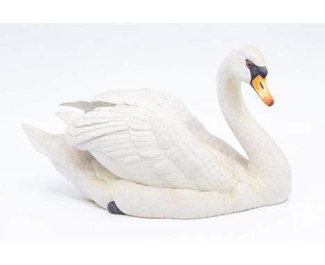 A Goebel , W. Germany, 1984 porcelain figure titled 'Mute swan'. Limited edition of 1000, number 176. 19 cm tall. (1)Conditio