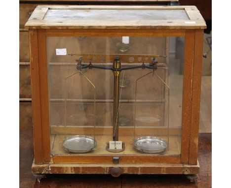 A cased set of balance scales, 20th century, unnamed maker, glass in need of a clean.