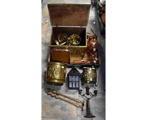 A collection of brass, copper and iron wares, including coal boxes, bed pan, display hunting horns, crumb tray, fire screen, 