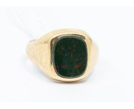 A 9ct gold and bloodstone signet ring, comprising a cushion shaped stone, size O1/2, total gross weight approx 5gms Condition