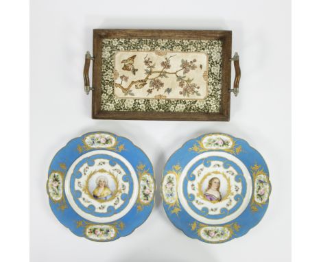 2 Sèvres plates Comtesse de provence and Mademoiselle de montpensier and ceramic plateau faience émaillé 2 Sèvres borden Comt