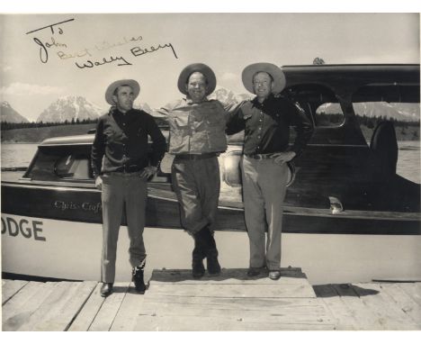BEERY WALLACE: (1885-1949) American Actor, Academy Award winner. Vintage signed and inscribed 13 x 10 photograph of Beery sta