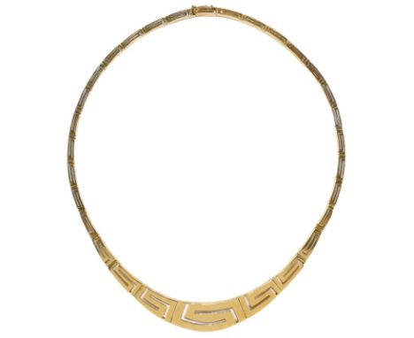 Designcollier 585 GG: wohl um 1970. Collier mit archaischer Musterung mit sich nach oben verjüngenden Elementen. Schwach gest