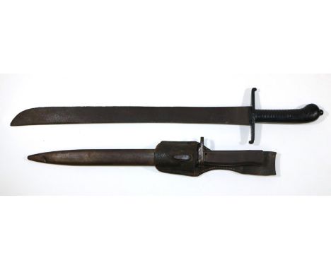 Seitengewehr u. Machete: wohl WK1. Seitengewehr mit Holzgriff u. Lederhalterung. Eisenscheide. Machete o. Hauer mit später la