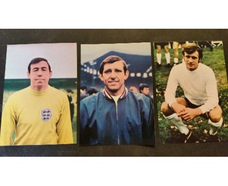 SPORT, mainly European trade cards, inc. 1970 England World Cup football postcards (15), cricket prints, Dutch footballers, g