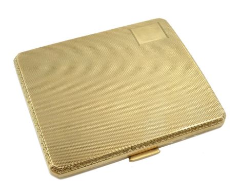 9ct gold cigarette case, engine turned decoration by John Henry Wynn, Birmingham 1930 - Condition Report Approx 94.4gm, dimen