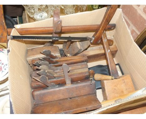 A BOX OF VINTAGE WOODEN PLANES, CHISELS ETC